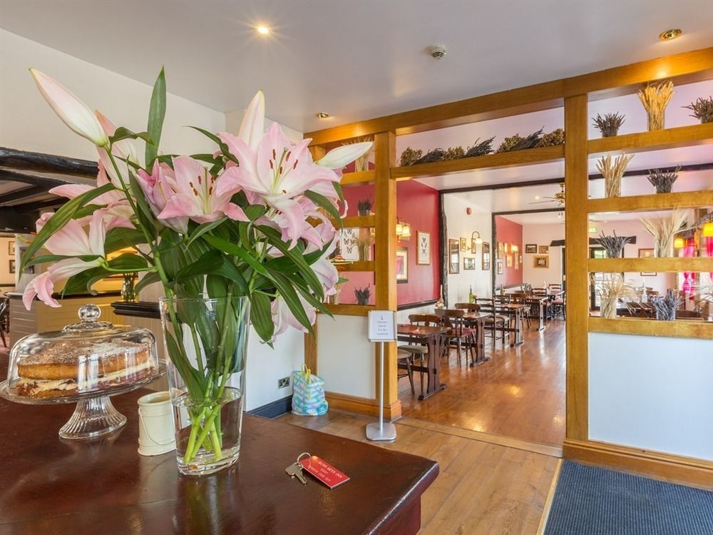 The Cross Keys Inn 蒂贝 外观 照片